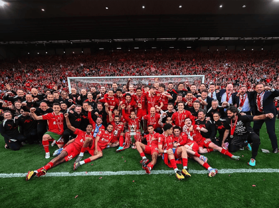 2026世界足坛不乏看点：金球奖竞争群雄并起，世界杯扩军诸强逐冠（2026足坛看点十足：金球奖群雄逐鹿，扩军世界杯诸强冲冠）