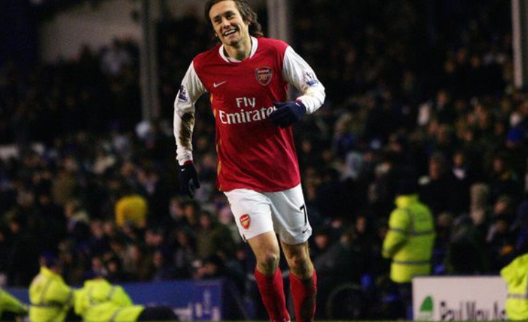 赫内斯：凯恩会在拜仁踢到2027年，在伦敦时他要靠保镖生活（赫内斯：凯恩将留在拜仁至2027年，伦敦时期需靠保镖护身）