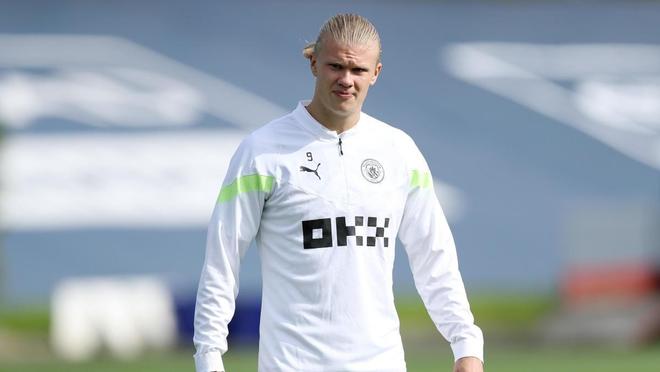 冲击力！阿门半场8中5贡献14分&罚球4中4 但有3失误（状态爆棚！阿门半场8投5中拿下14分，罚球4罚全中，但也有3次失误）