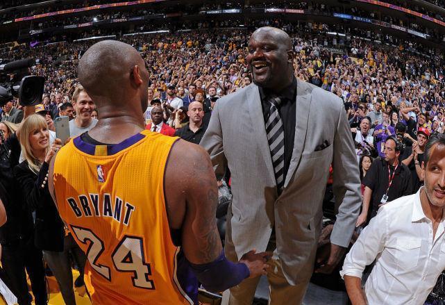 因右踝发炎，朗尼克取消了担任阿森纳vs拜仁解说嘉宾的计划（受右踝炎症影响，朗尼克临时取消阿森纳对拜仁解说工作）