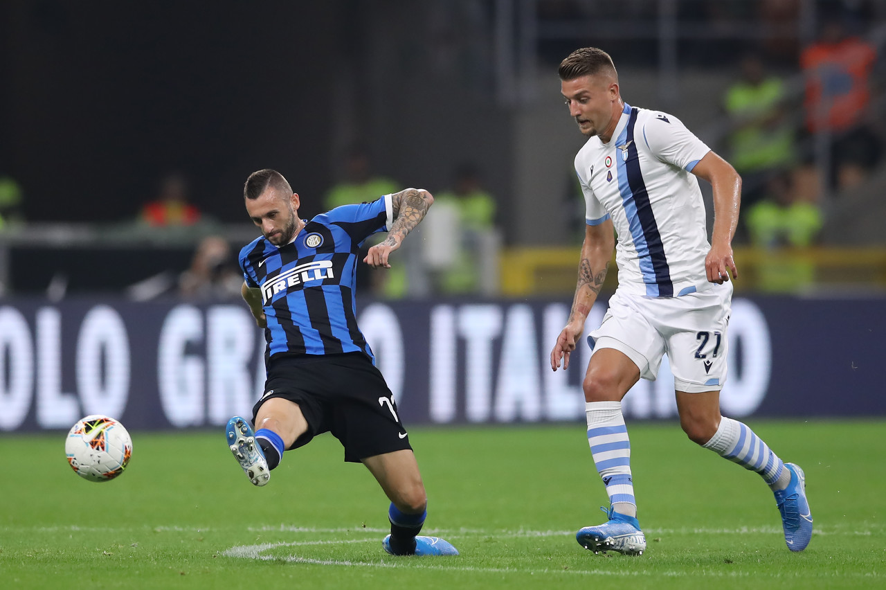 中超赛程更新：关注榜首之争,（中超新赛程出炉 聚焦榜首对决）