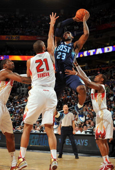 阿莱格里：还有很多其他的比赛，光靠28分哪也去不了（阿莱格里：赛季尚长，仅有28分远远不够）